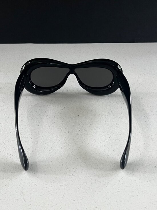 LOEWE LW400991 01A  Inflated Oval BLACK Sunglasses